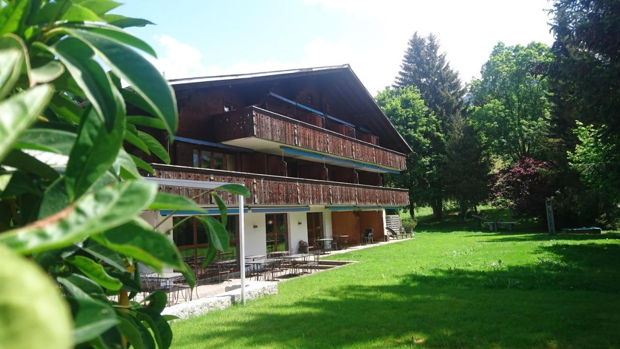 Hotel Alpine Lodge Gstaad Exterior foto